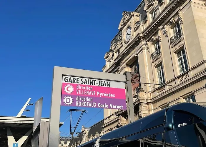 Appartement En Face De La Gare Saint Jean